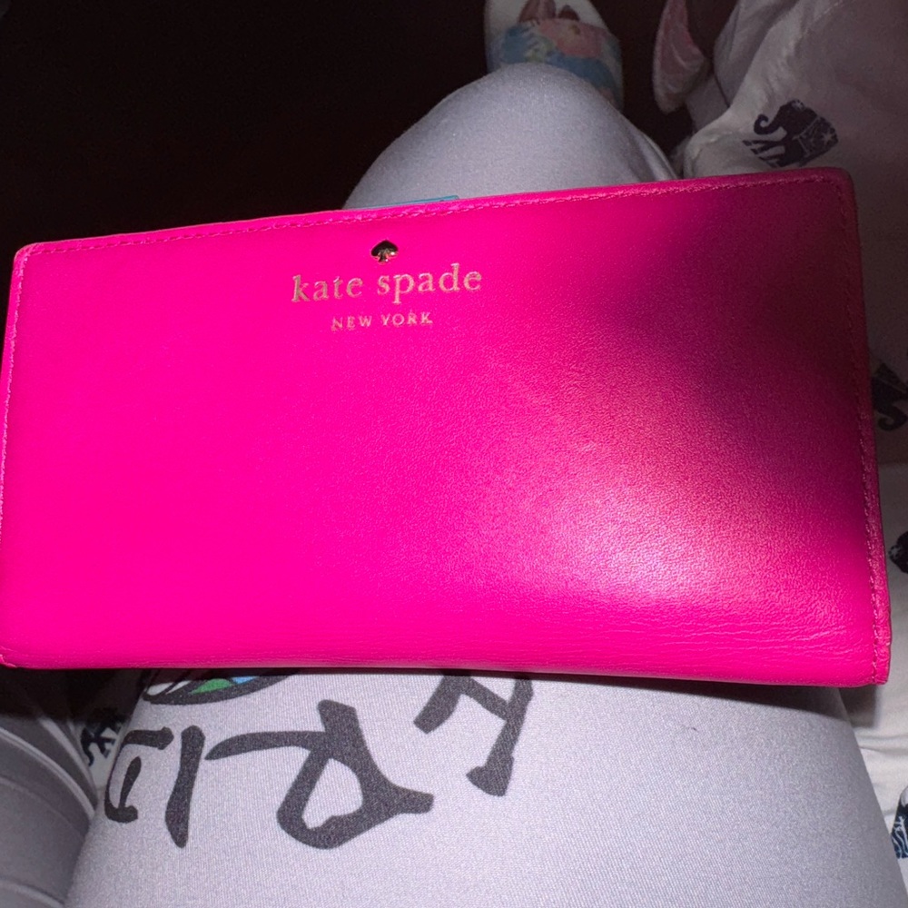 Kate Spades ♠️ like new wallet standard size